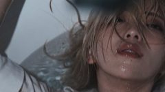 櫻井まち｜浴槽の月