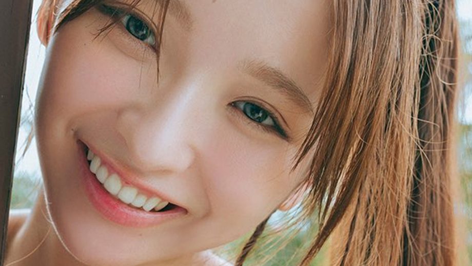 一ノ瀬瑠菜｜木漏れ日のデニムブルー