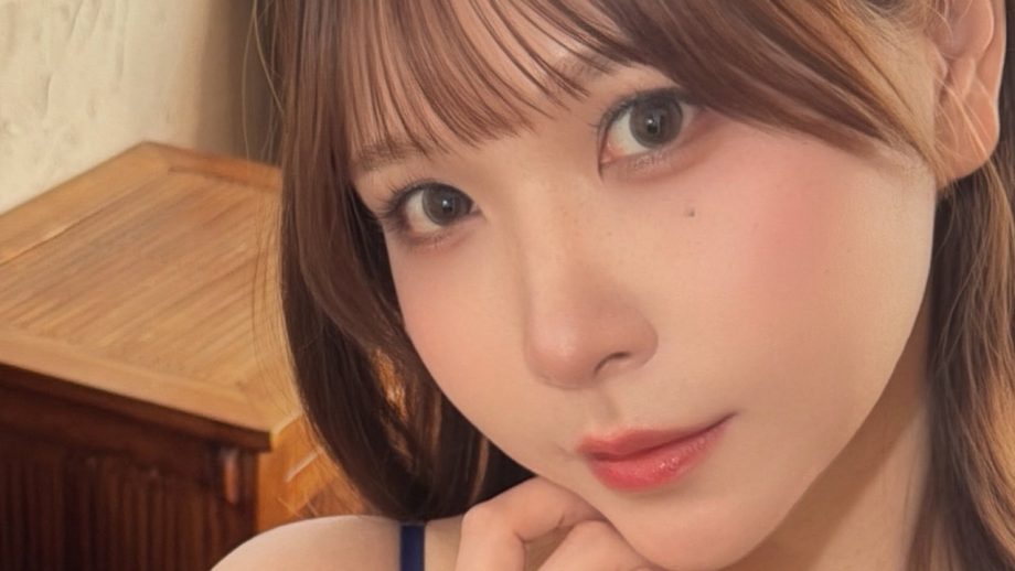あまつまりな｜紺のレースは、朝を惑わせる