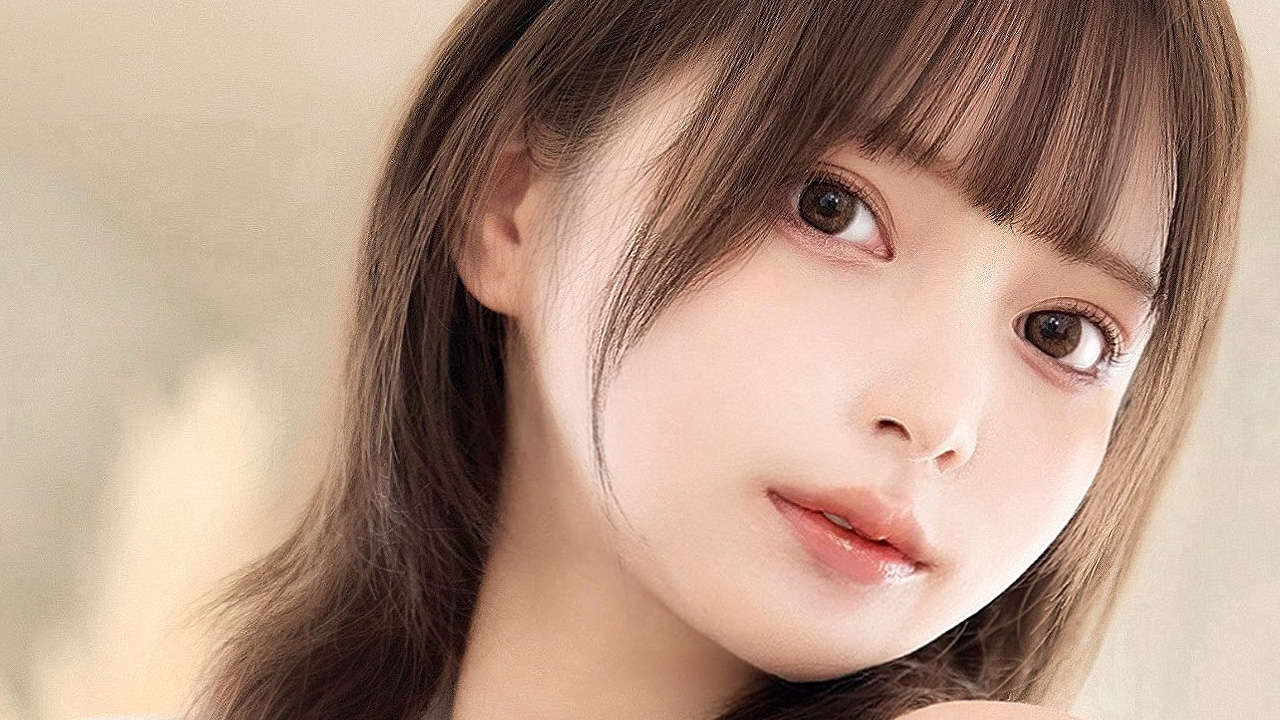早瀬みる｜灰色フリルの、夢見る角度の画像1