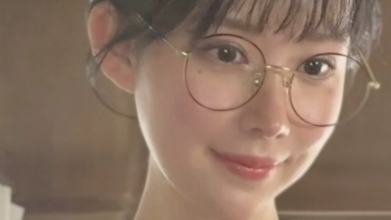 木村絵里子｜丸眼鏡の奥にある、やさしい火の画像1
