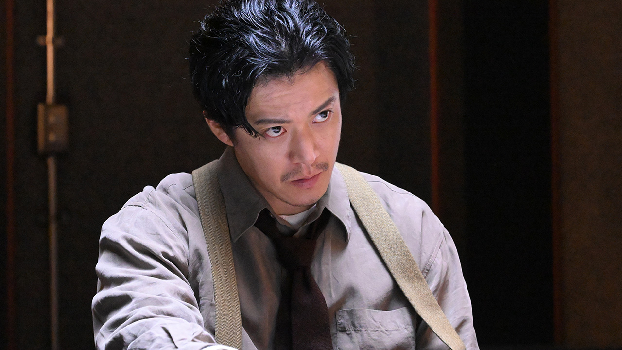えっ、今? 1960年『ガス人間第一号』が小栗旬×蒼井優ら豪華キャストでNetflixドラマ化 東宝が仕掛けたリブートの“狙い”の画像1