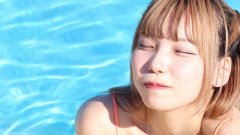 阿久津こてつ｜陽射しにほどける、桃色のまどろみ
