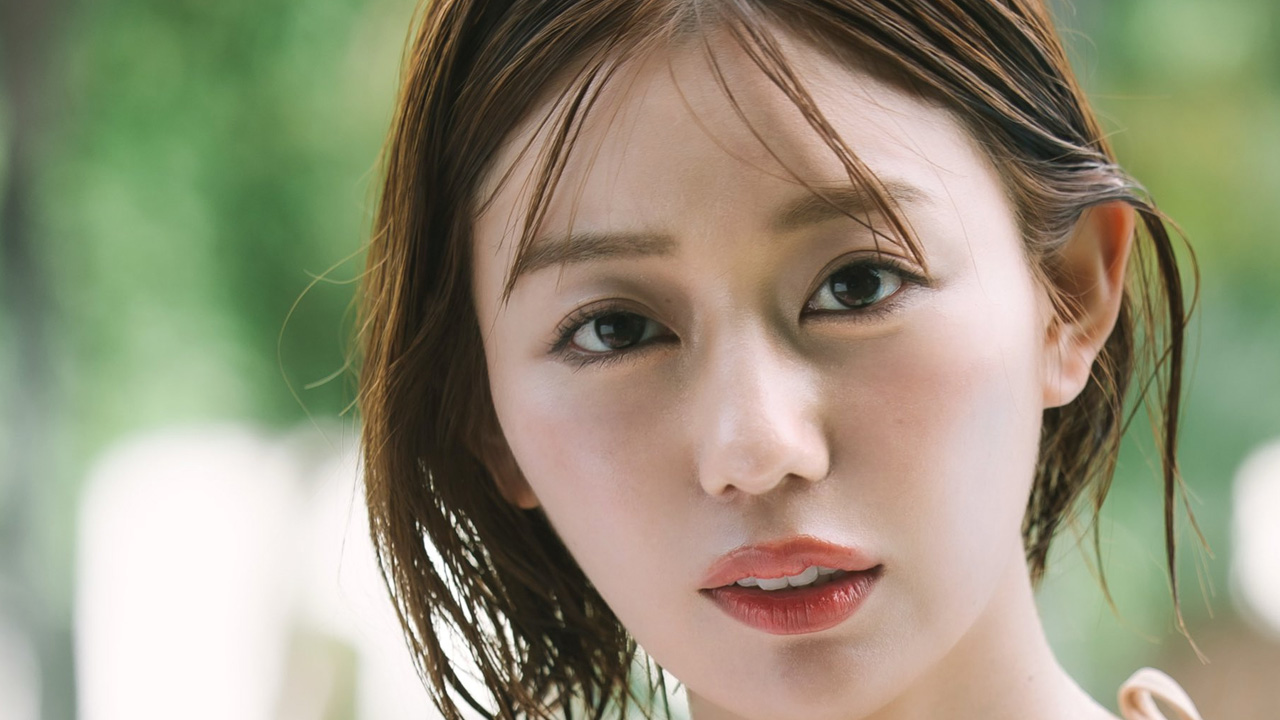 凛咲子|濡れた黒は、夏より熱いの画像1