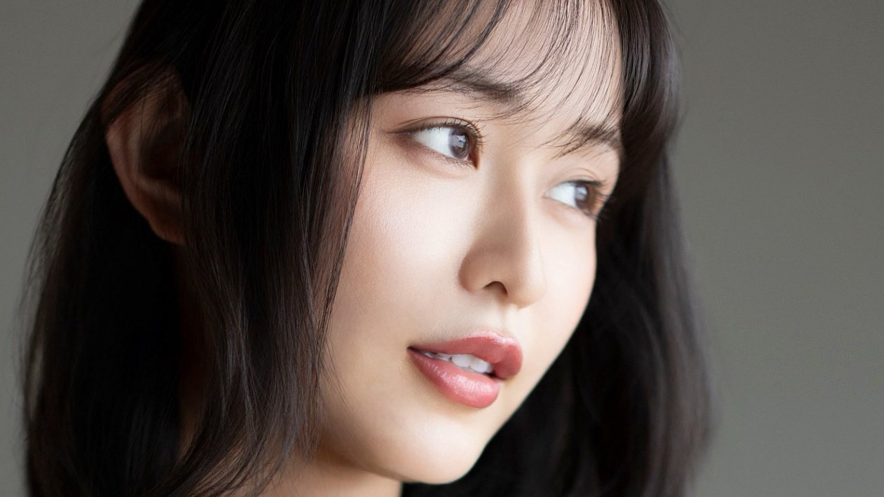 天野ちよ｜薄青のレースと、冬の名残の画像1