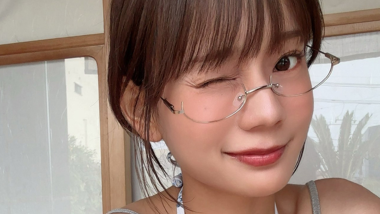 優希つづは｜ウインクひとつで、午後は味方になるの画像1