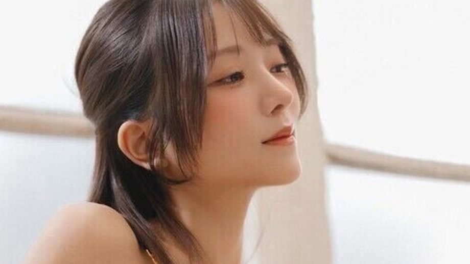 甘党からし｜窓辺のレースは、朝をほどく