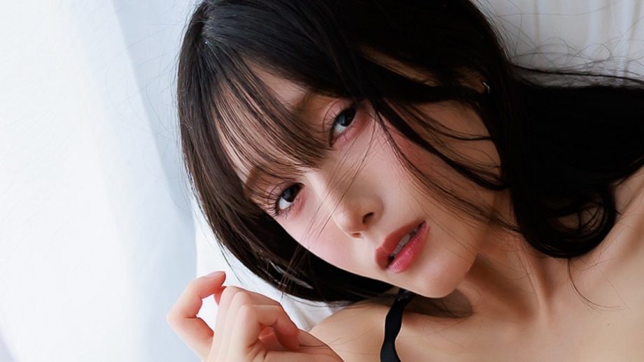 村雨芙美｜白いシーツの海で、眠れない魚になる