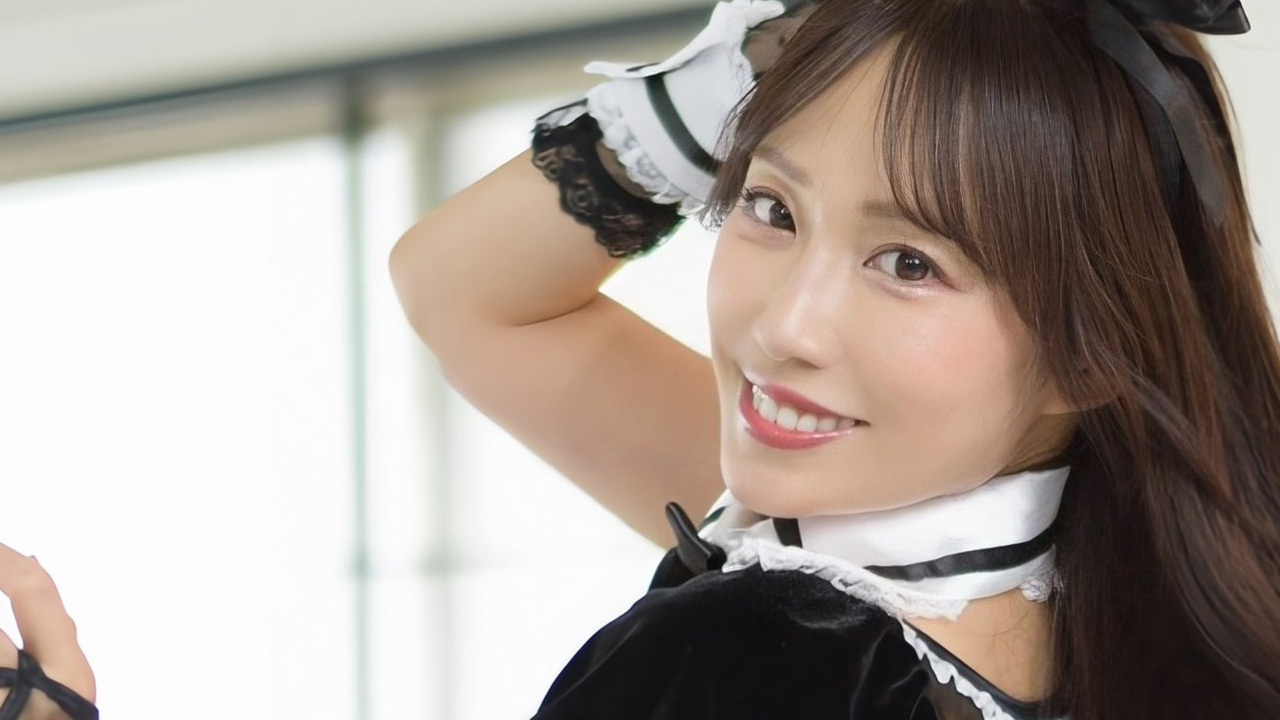 霧島聖子｜黒いうさぎは、昼の階段で魔法をかけるの画像1