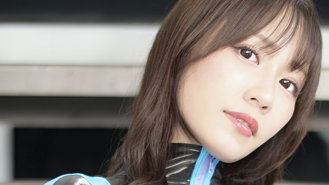 霧島聖子｜階段の途中で、未来の女戦士は恋を止めないの画像1