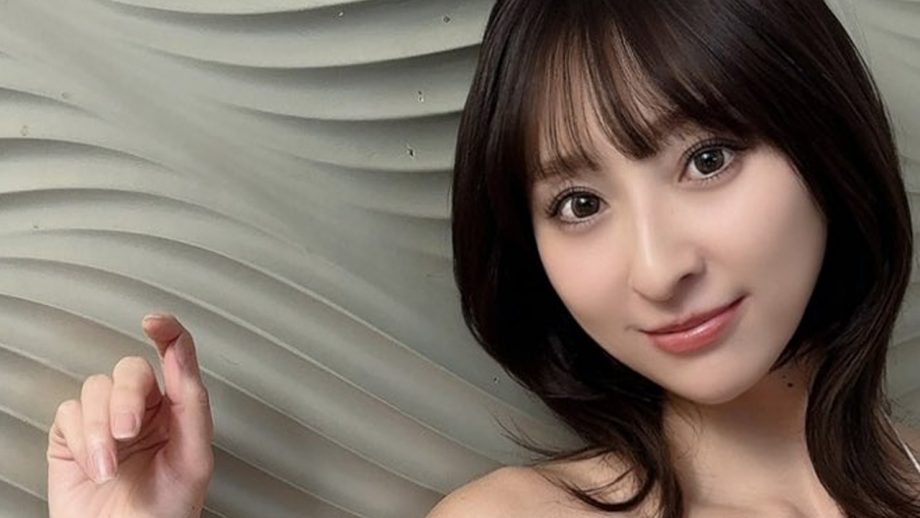 緒方咲｜白いレースの壁で、波はひとりの女になる