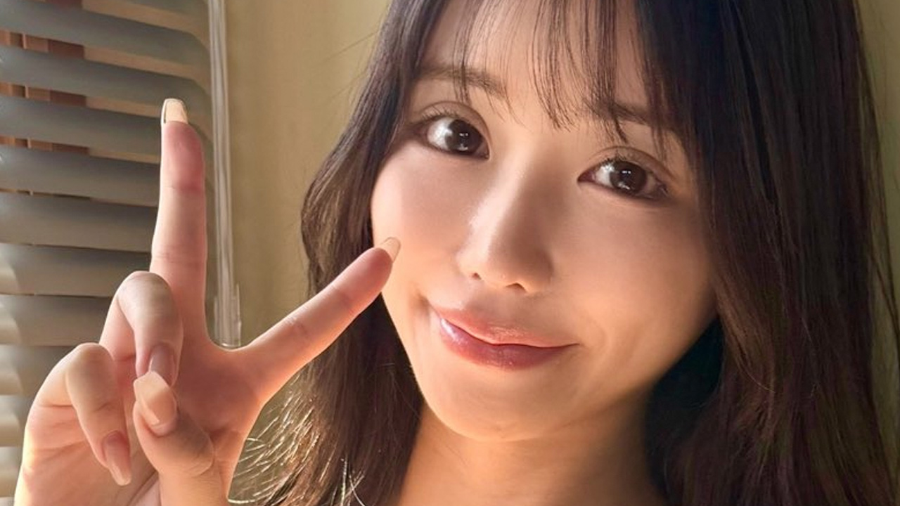 新田妃奈|ブラインドの影は、黒いレースに恋をするの画像1