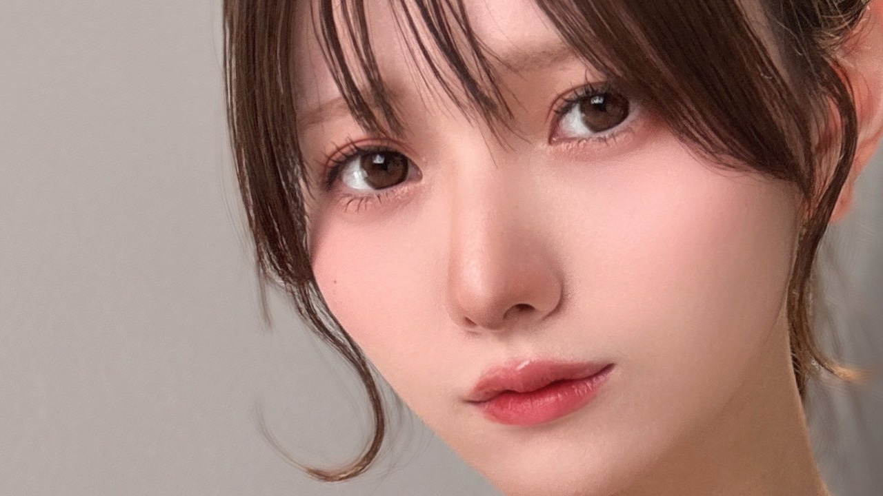篠宮なほ｜白いスポーツブラは、夜の無防備を鍛えないの画像1