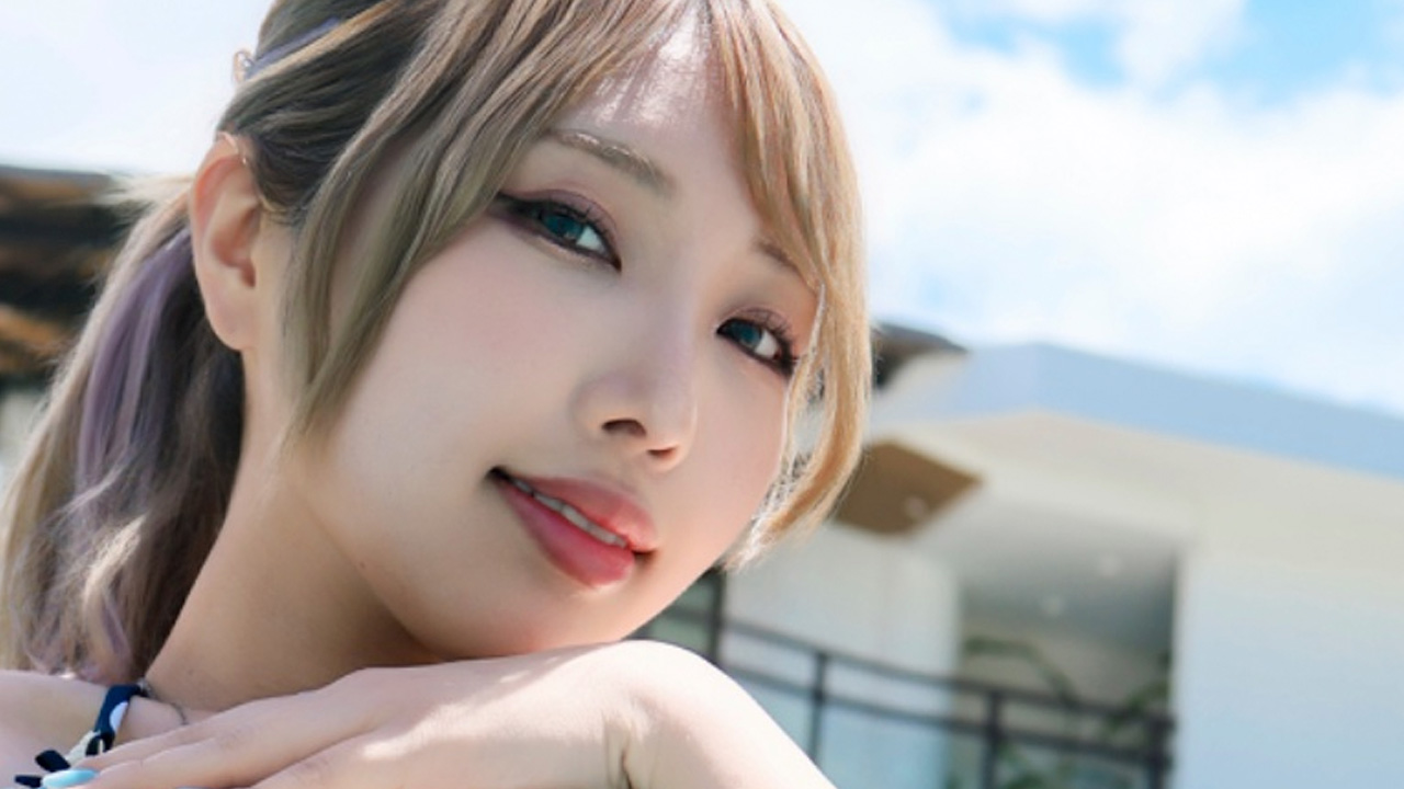 瀬戸なちか｜水玉とギンガムのプールサイドの画像1