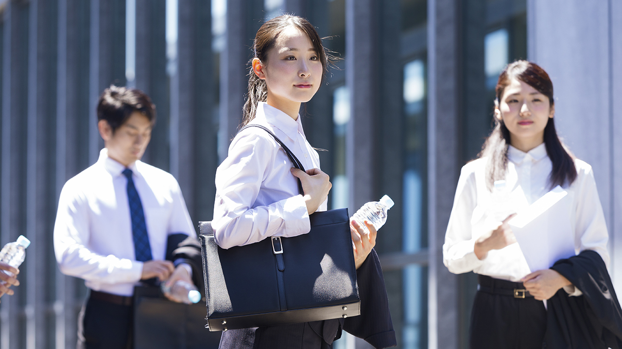 「内々定が出れば安心」は間違い？ 継続組の63.3％が不安を抱える“27卒就活”の実態
