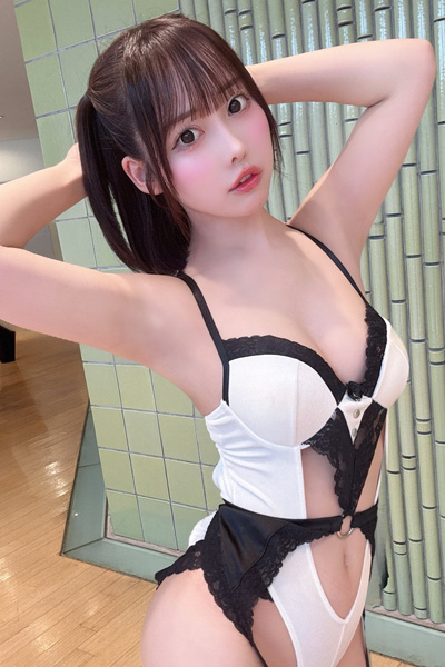 風愛ことり｜白と黒の境目で、恋は姿勢を正すの画像2