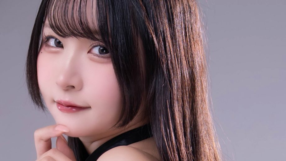 七海うりん｜黒い艶は、夜より先にやってくる