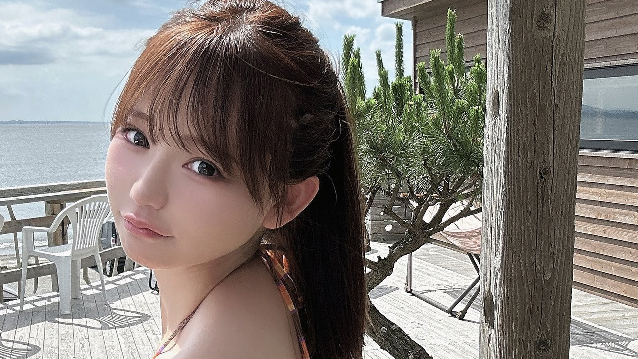 和田海佑|海辺のデッキで、午後は縞模様になるの画像1