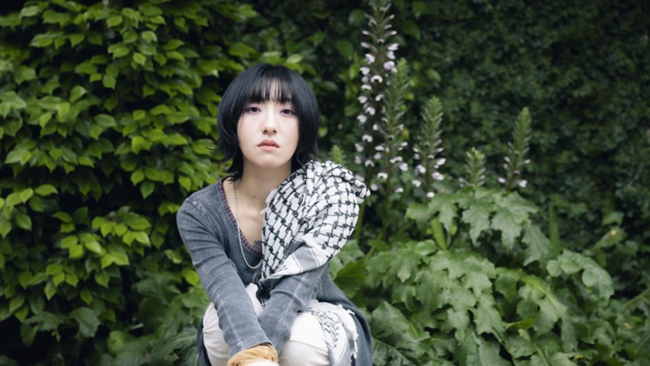 「政治に関わらない文化などこの世に無い」――春ねむりが声を上げる理由と“自由に踊る”ことの意味