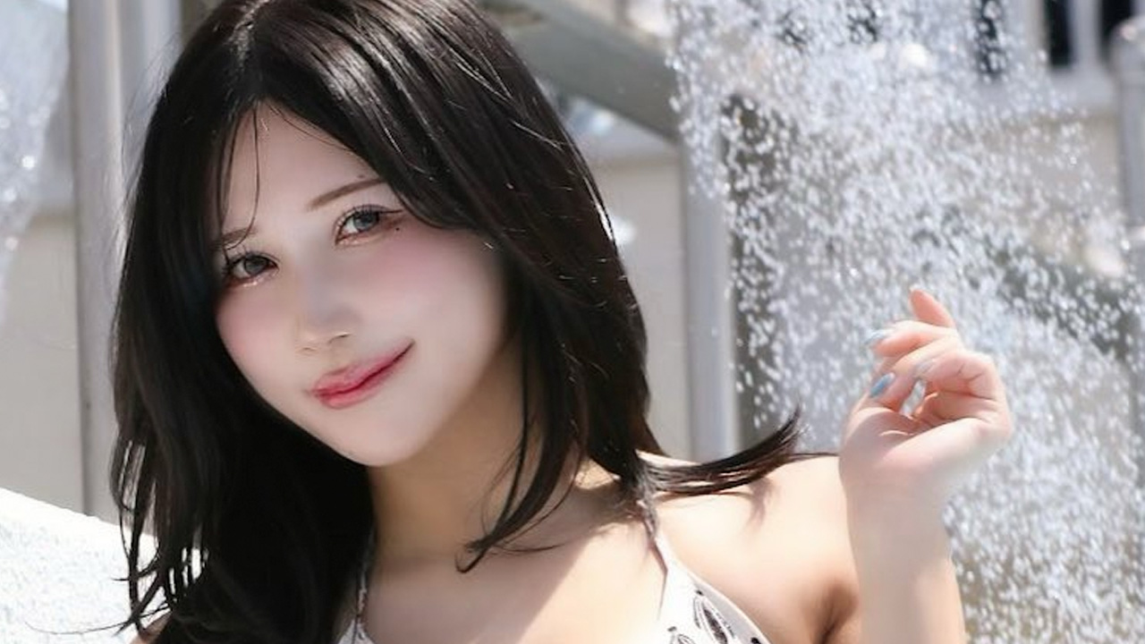 朝比奈りる‎｜真昼のシャワーは、恋を透かすの画像1