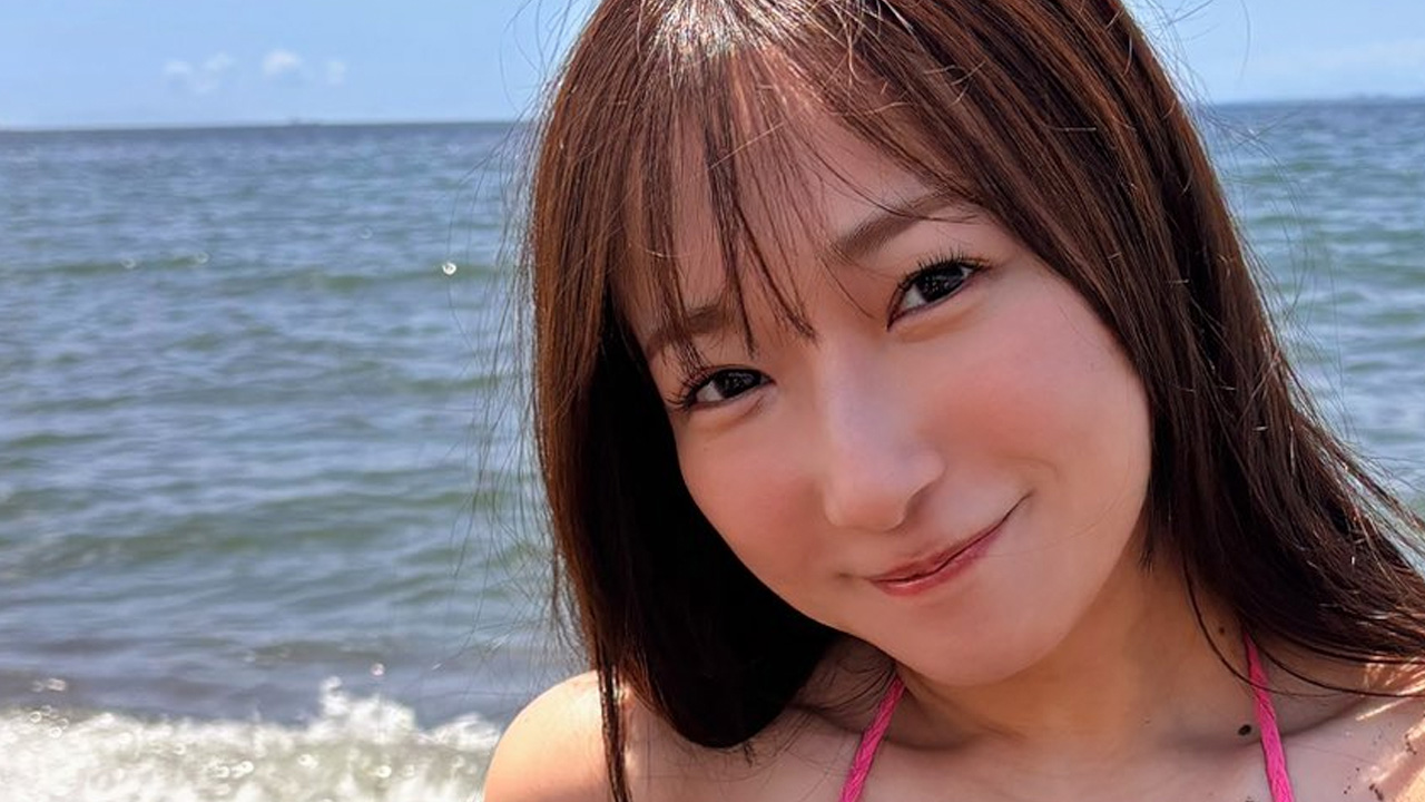 小日向ななせ｜砂まみれのピンクは、恋のいたずらの画像1