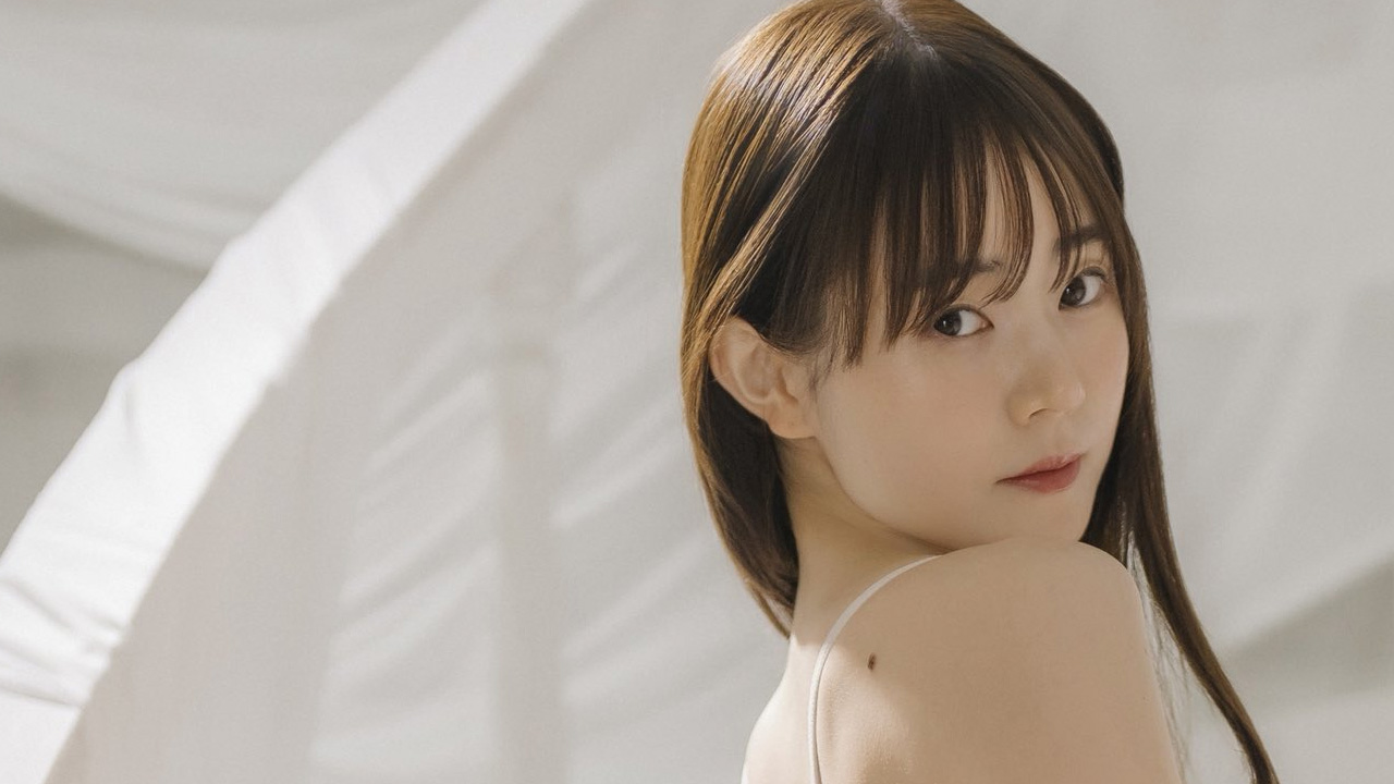 近衛りこ｜白い階段をのぼるたび、夢は背中から始まるの画像1