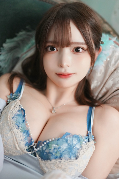早瀬みる｜青いレースは、夢の入口の画像2
