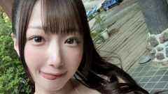 小日向ななせ｜ベージュのやさしさ、森の入り口
