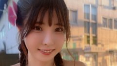 日下部ほたる｜夕焼け編みのワンピース