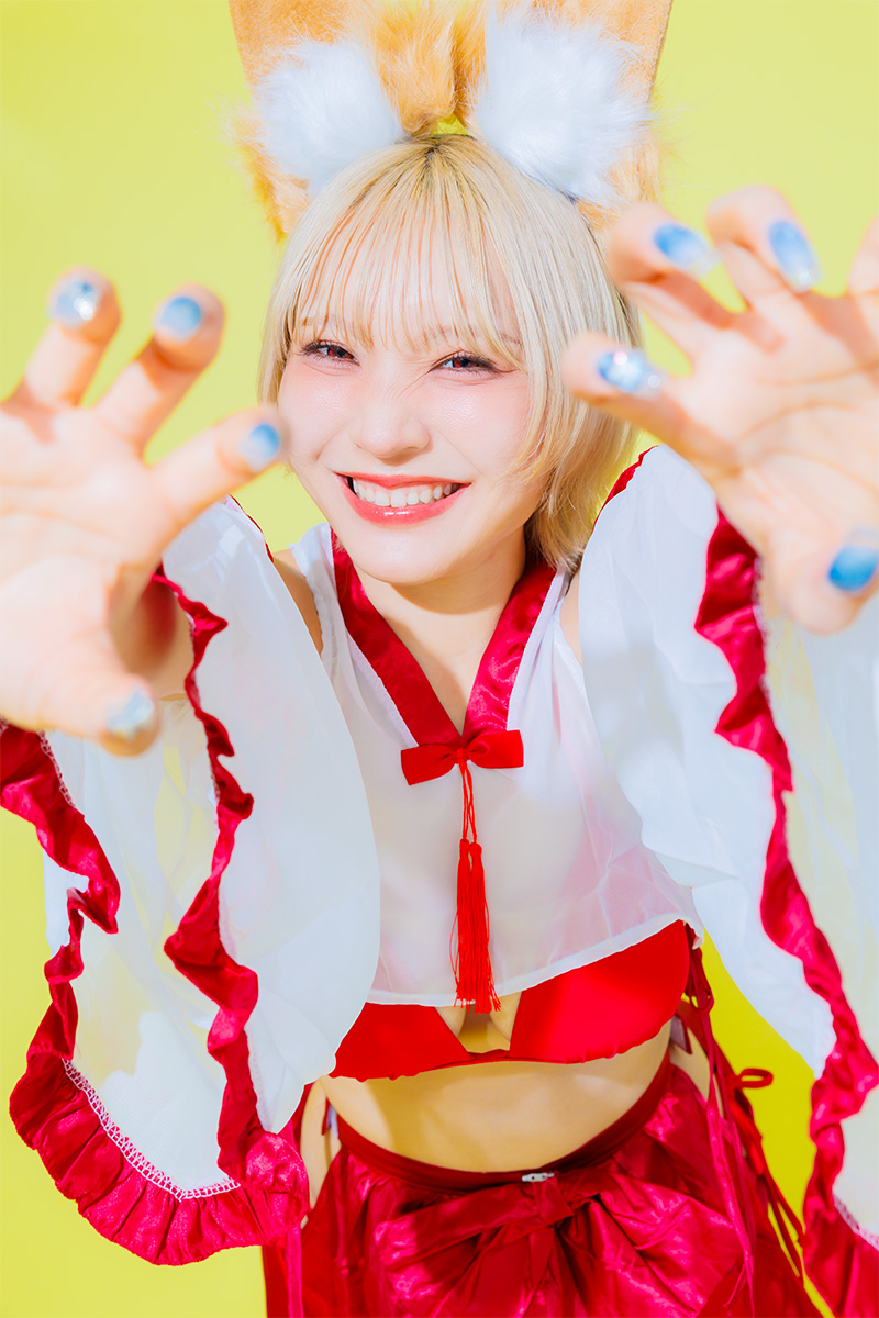 もちむぎ特選グラビア『Yellow Foxy Miko』の画像2