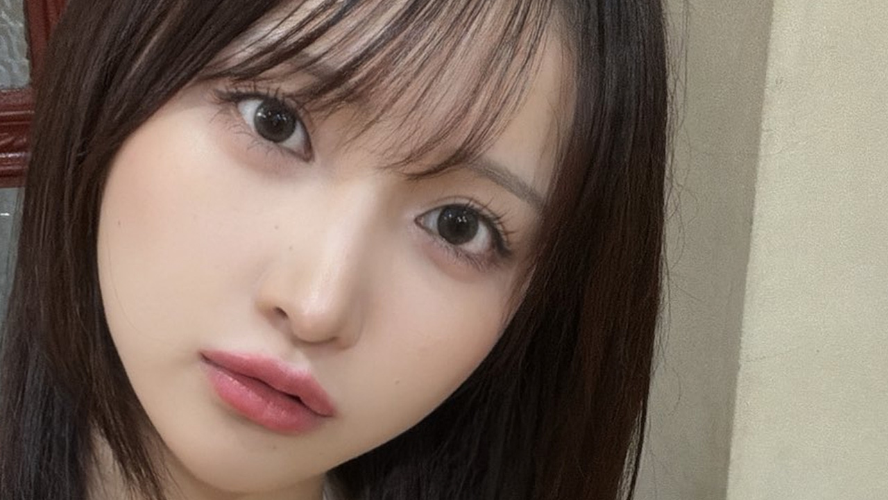五木ゆうり|レモン色の椅子と、真珠の肌の画像1