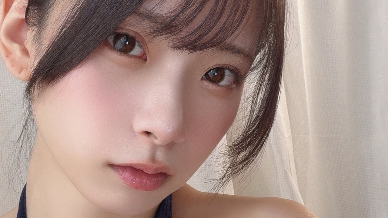 紅羽りお｜紺色のリボンに、秘密を結んでの画像1