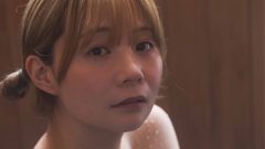 真奈｜湯けむりの縁で、夜はまだほどけない