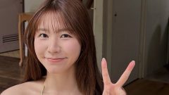 夏来唯｜黄色い花柄と、タオル越しのやさしい午後