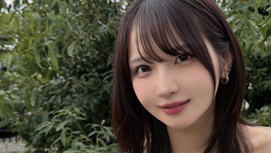 五木ゆうり｜木漏れ日のビキニは、森の入口