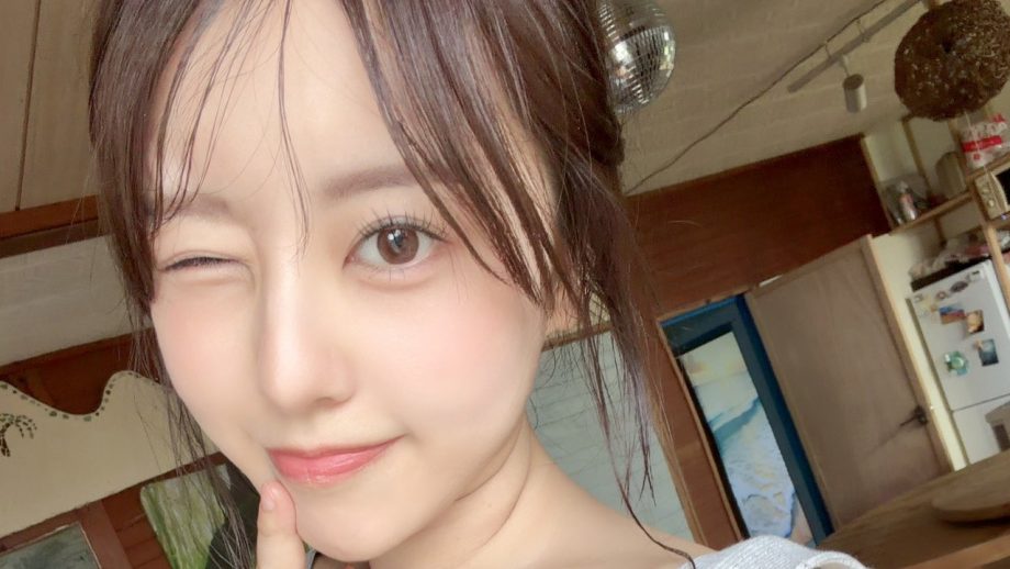 みなぽち｜ウインクひとつで、部屋じゅうが夏になる