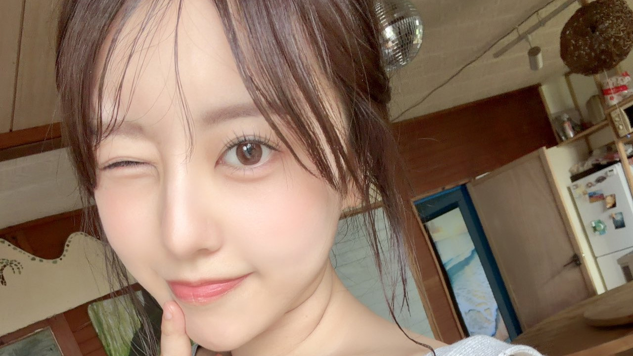 みなぽち｜ウインクひとつで、部屋じゅうが夏になるの画像1