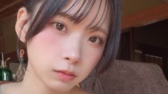 紅羽りお｜籐椅子のそばで、薄荷色の祈り