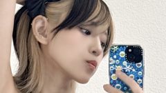 つんこ｜鏡越しの黒い魔法