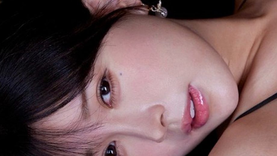 木村絵里子｜夜の絨毯に落ちた黒い羽