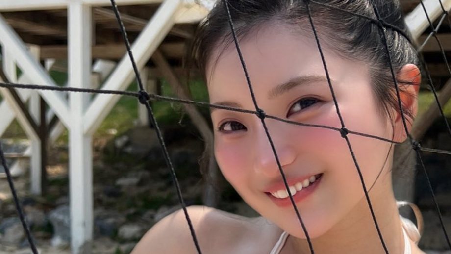 姫野ひなの｜砂浜のネット越しに、夏は恋を打ち返す