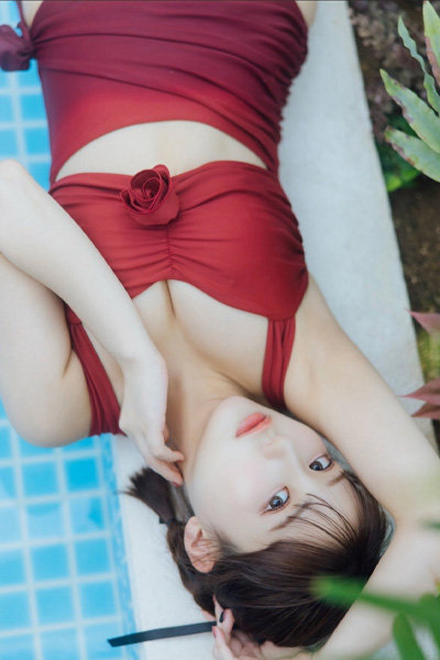 みく｜薔薇色の水辺で、世界は逆さまになるの画像2