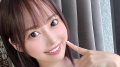 風愛ことり｜白い結び目の微笑み